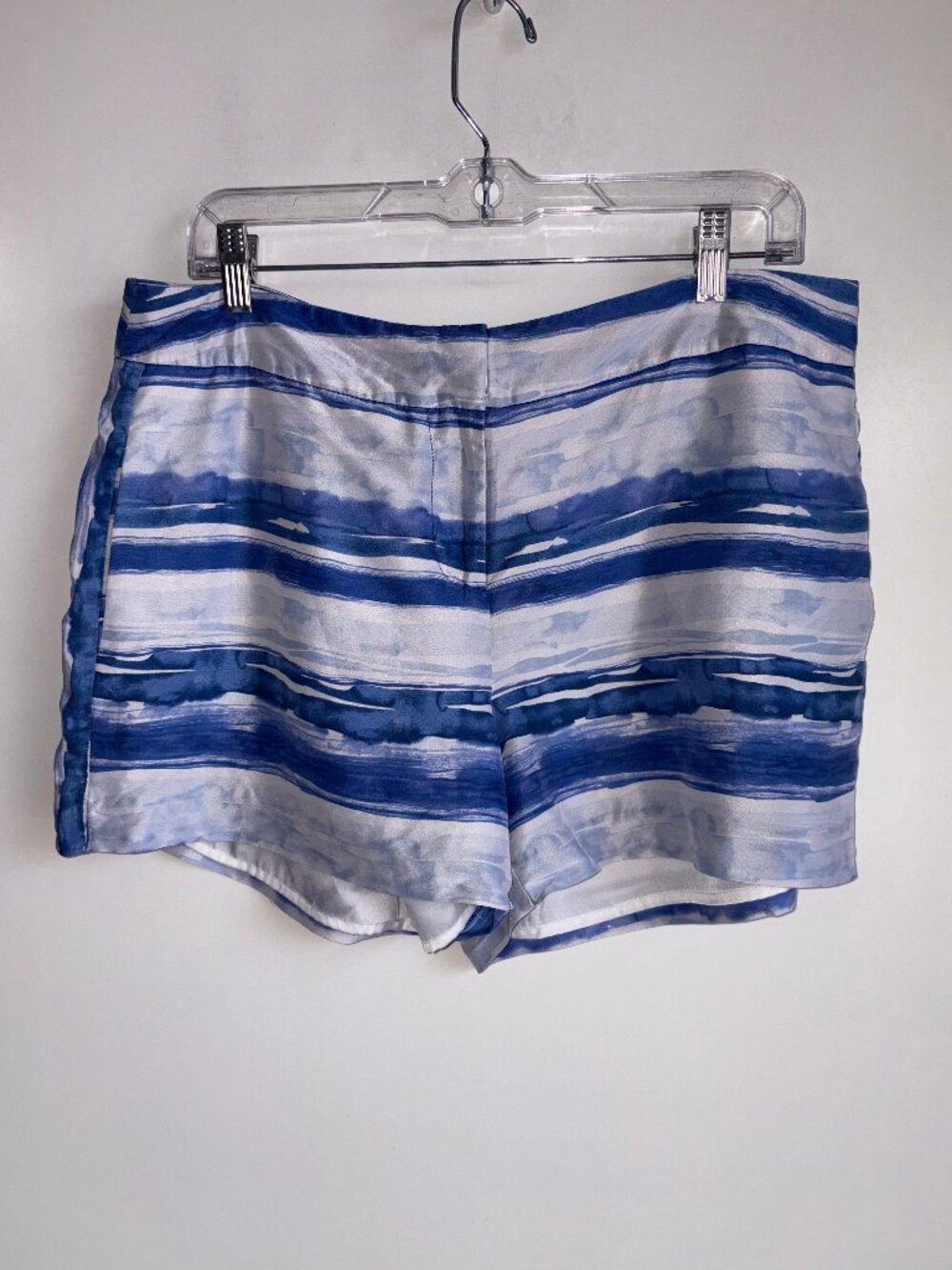 Tommy Bahama Silk Shorts Size 10